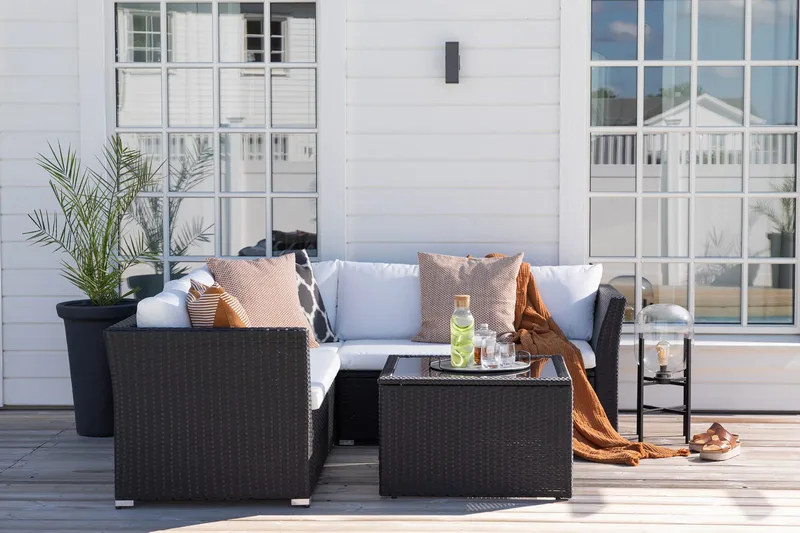 Haiti-oleskeluryhmä ulkokäyttöön tyynyillä - Musta - Puutarhakalusteet - Terassiryhmät - Oleskeluryhmät