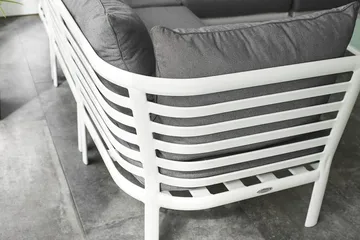 Hillerstorp Lidnäs ulkosohva ilman tyynyjä - Valkoinen - Puutarhakalusteet - Terassiryhmät - Oleskeluryhmät
