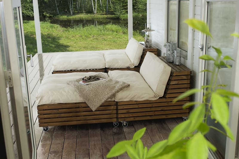 Lounge-nojatuoli Hillerstorp Bara Vara + Divaani 2-pak - Valkoinen/Beige - Puutarhakalusteet - Terassiryhmät - Sohvaryhmät ulos