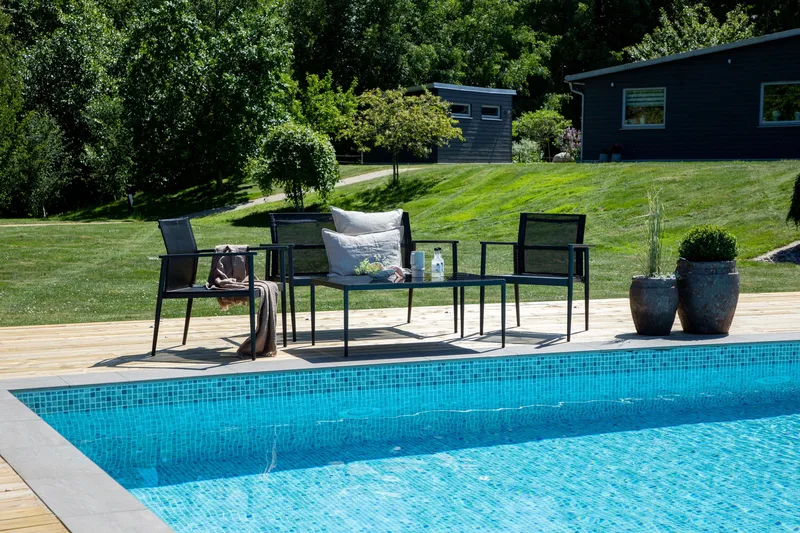 Oleskeluryhmä Break 4:n ist - Musta - Puutarhakalusteet - Terassiryhmät - Oleskeluryhmät