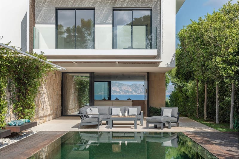 Oleskeluryhmä Palau 5:n ist - Puu / Harmaa - Puutarhakalusteet - Terassiryhmät - Oleskeluryhmät