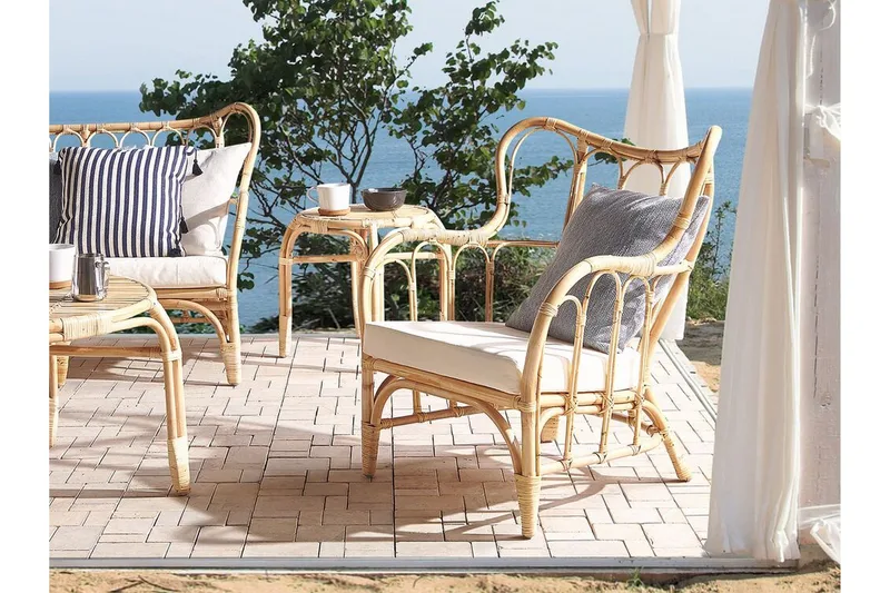 Oleskeluryhmä Pedagne 4:n ist - Rottinki/Beige - Puutarhakalusteet - Terassiryhmät - Oleskeluryhmät