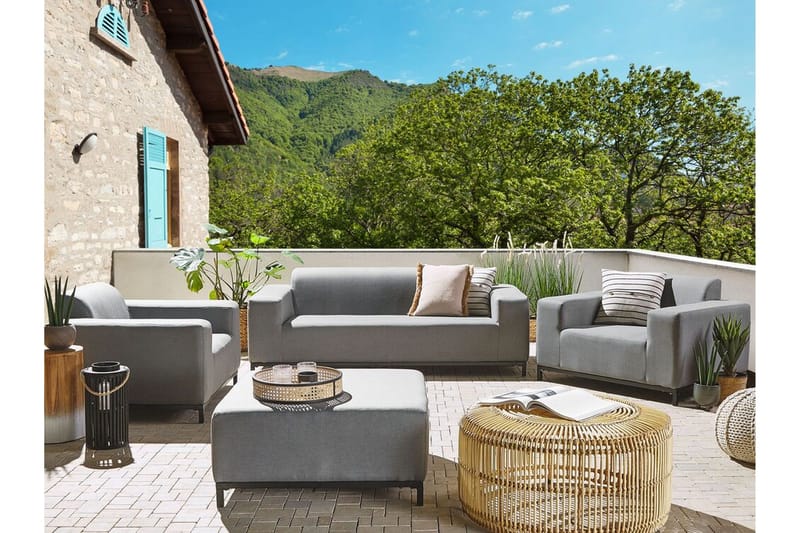 Oleskeluryhmä Hughen 5:n ist - Harmaa / Musta - Puutarhakalusteet - Terassiryhmät - Sohvaryhmät ulos