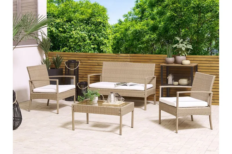 Ulkokäyttöön tarkoitettu lounge-ryhmä 4-istuttava polyrottinki vaaleanruskea MARSALA - Puu/luonnonväri - Puutarhakalusteet - Terassiryhmät - Sohvaryhmät ulos