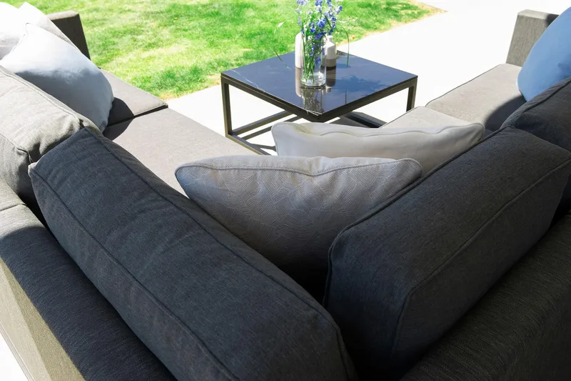 Hillerstorp Adelshamn Kulmasohva - Puutarhakalusteet - Terassiryhmät - Oleskeluryhmät