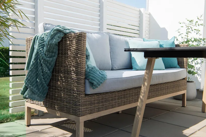 Hillerstorp Fyrsnäs 3:n ist Sohva - Puutarhakalusteet - Terassiryhmät - Terassisohvat