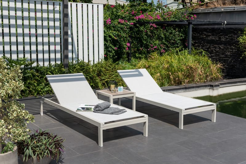 Urbanite Aurinkovuode pyörillä - Harmaa - Puutarhakalusteet - Terassiryhmät - Aurinkovuode