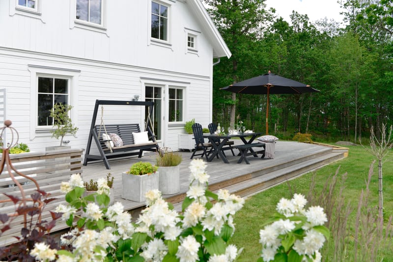 Hillerstorp Marstrand -keinu - Harmaa - Puutarhakalusteet - Ulkosohva & puutarhapenkki - Pihakeinu & puutarhakeinu