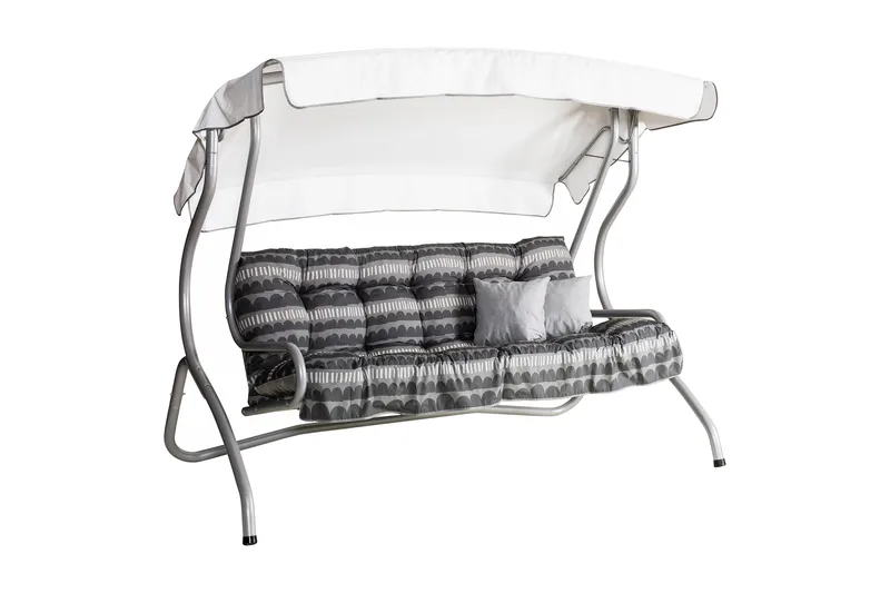 Keinu Monica 3:n ist, 83B, undefined