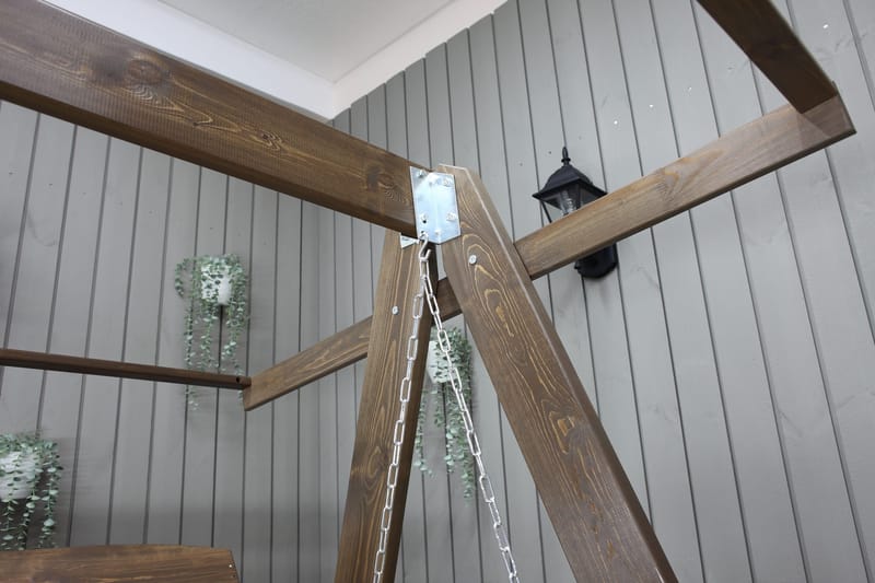 Keinu Pelle 3:n ist ilman katosta - Ruskea - Puutarhakalusteet - Ulkosohva & puutarhapenkki - Pihakeinu & puutarhakeinu