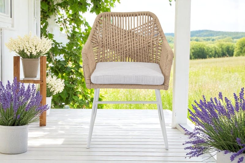 Palermo Ulkoruokailuryhmä Pyöreä 130 4 Seville käsinojatuolilla - Harmaa/Beige - Puutarhakalusteet - Ulkoryhmä - Ruokailuryhmät ulos