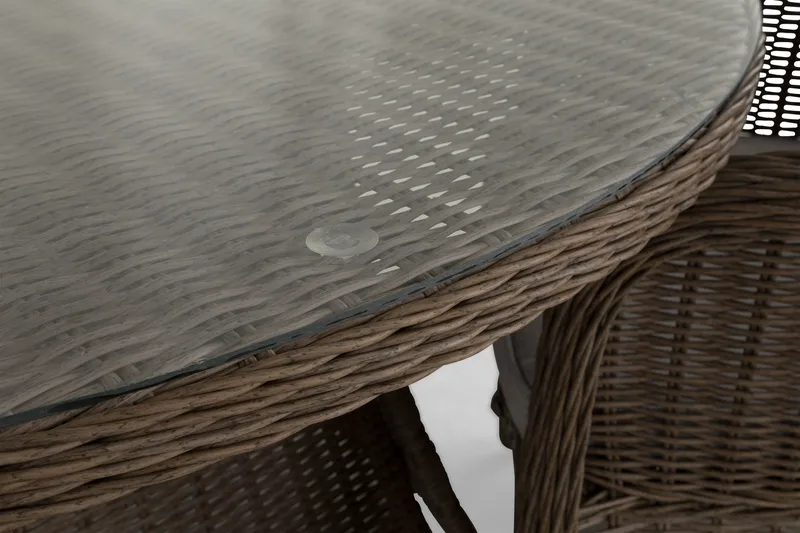 Ruokailuryhmä Marcus Ø140 + 4 Nojatuolia + pehmusteet - Luonnonväri - Puutarhakalusteet - Ulkoryhmä - Ruokailuryhmät ulos