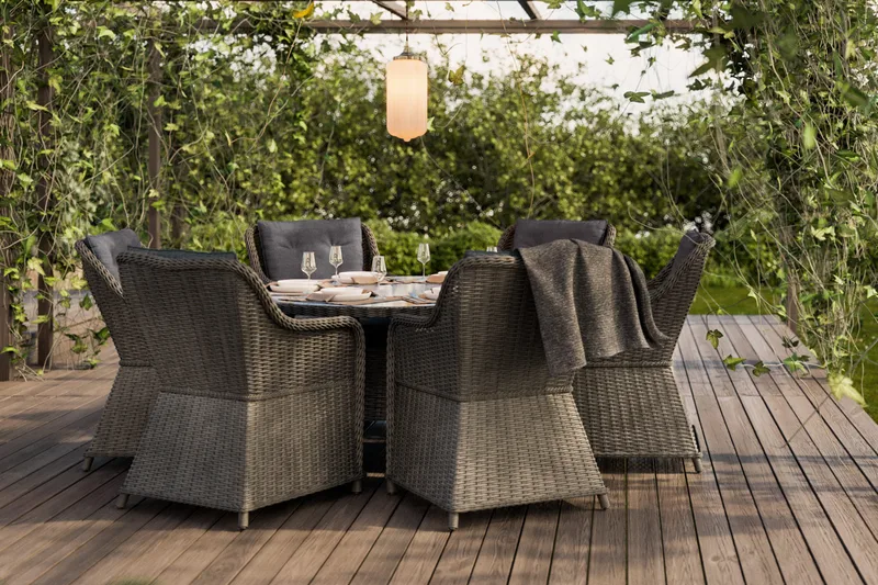 Ruokailuryhmä Marcus Ø140 + 6 Nojatuolia + pehmusteet - Harmaa - Puutarhakalusteet - Ulkoryhmä - Ruokailuryhmät ulos