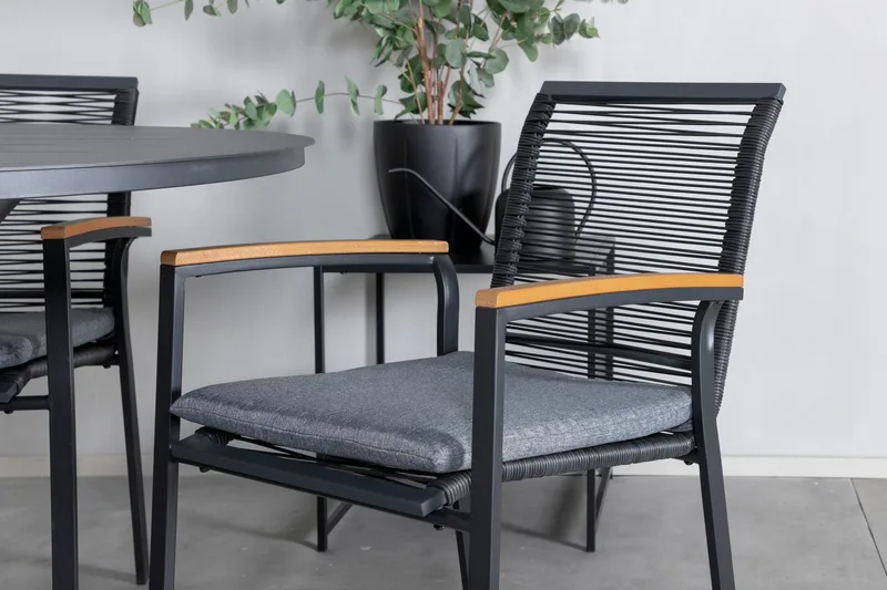 Ruokailuryhmä Alma Pyöreä 120 cm 4 Dallas tuolia - Musta - Puutarhakalusteet - Ulkoryhmä - Ruokailuryhmät ulos