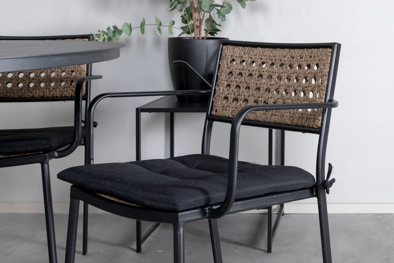 Ruokailuryhmä Alma Pyöreä 120 cm 4 Paola tuolia - Musta/Luonnonväri - Puutarhakalusteet - Ulkoryhmä - Ruokailuryhmät ulos