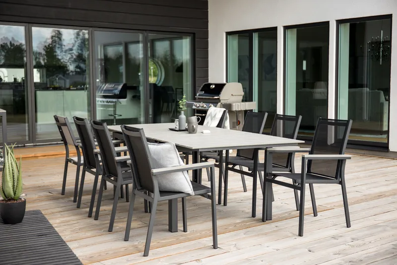 Ruokailuryhmä Levels Jatk 160 cm 8 Parma tuolia - Harmaa/Musta - Puutarhakalusteet - Ulkoryhmä - Ruokailuryhmät ulos