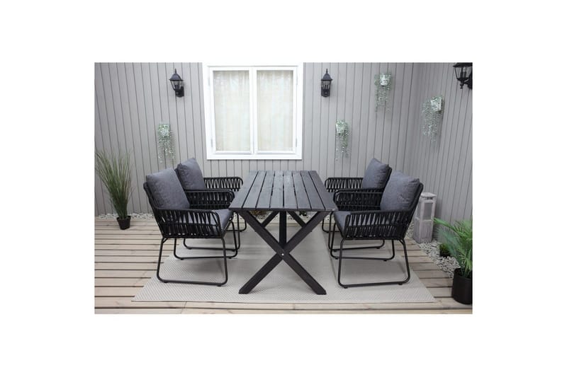 Ulkomöbeliryhmä 150 cm pöytä & 4 Levanto harmaat tuolit Musta - Musta - Puutarhakalusteet - Ulkoryhmä - Ruokailuryhmät ulos