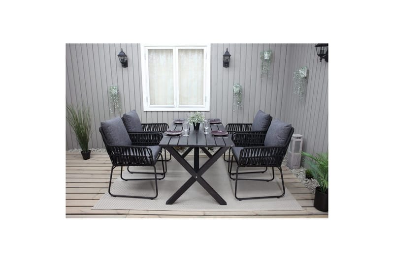 Ulkomöbeliryhmä 150 cm pöytä & 4 Levanto harmaat tuolit Musta - Musta - Puutarhakalusteet - Ulkoryhmä - Ruokailuryhmät ulos