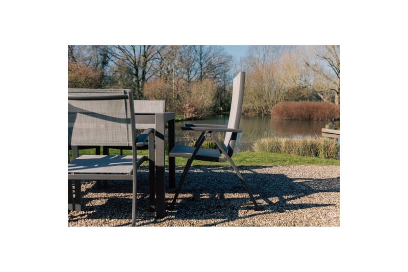 Ulkomöbeliryhmä Lifestyle Garden Solana 201 cm 6 carver-tuolia + 2 säädettävää nojatuolia - 6 carver-tuolia + 2 säädettävää nojatuolia - Puutarhakalusteet - Ulkoryhmä - Ruokailuryhmät ulos