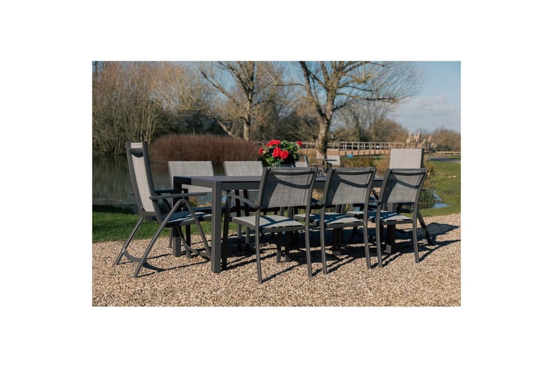 Ulkomöbeliryhmä Lifestyle Garden Solana 201 cm 6 carver-tuolia + 2 säädettävää nojatuolia - 6 carver-tuolia + 2 säädettävää nojatuolia - Puutarhakalusteet - Ulkoryhmä - Ruokailuryhmät ulos