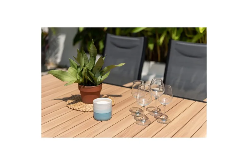 Ulkomöbeliryhmä Lifestyle Garden Panama 210-300 cm 6 pinottavaa nojatuolia + 2 säädettävää nojatuolia - 6 pinottavaa nojatuolia + 2 säädettävää nojatuolia - Puutarhakalusteet - Ulkoryhmä - Ruokailuryhmät ulos