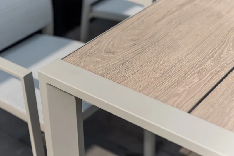 Urbanite Ulkoruokailuryhmä 205 cm 8 käsinojatuolia - Harmaa - Puutarhakalusteet - Ulkoryhmä - Ruokailuryhmät ulos