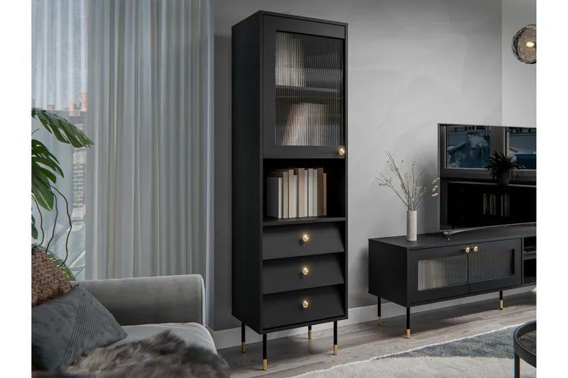 Akilesh Vitriinikaappi 52x180 cm - Musta - Säilytys - Kaappi - Vitriini