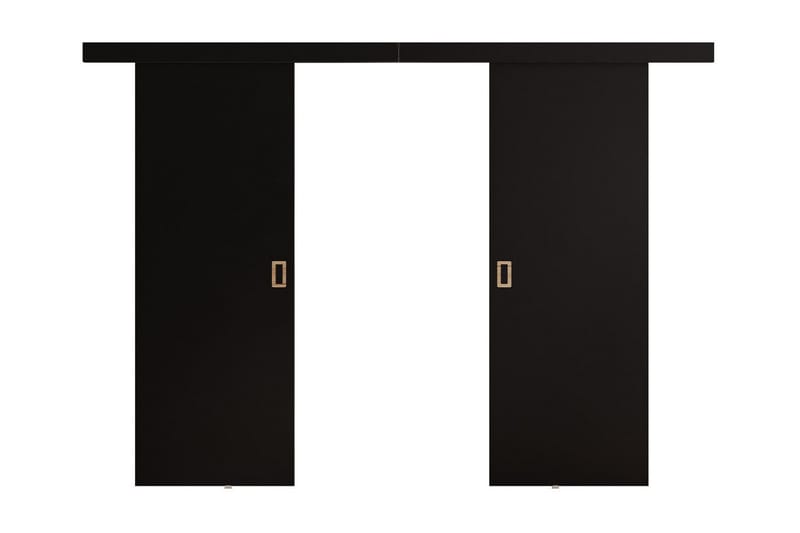 Liukuovi Clonmore, Musta