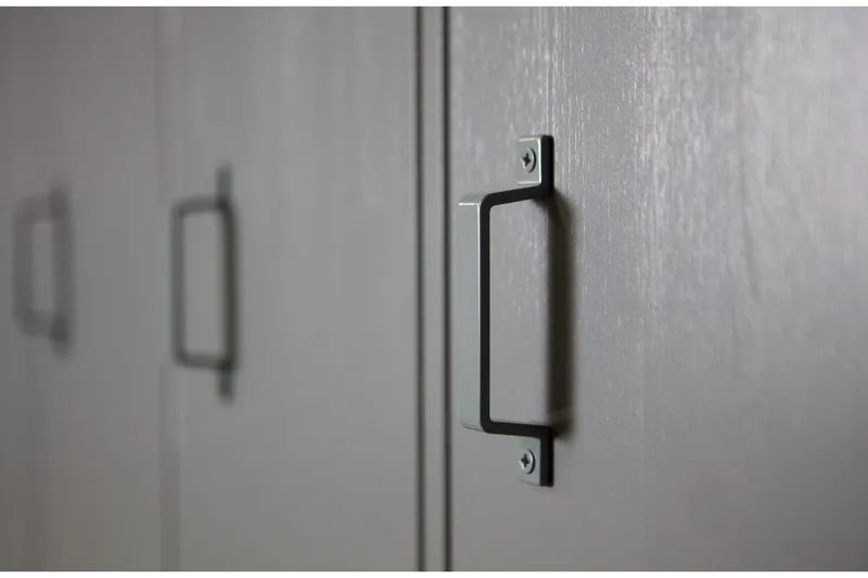 Säilytyskaappi Irnerius 103x187x40 cm - Teräksenharmaa Mänty - Säilytys - Kaappi - Säilytyskaappi