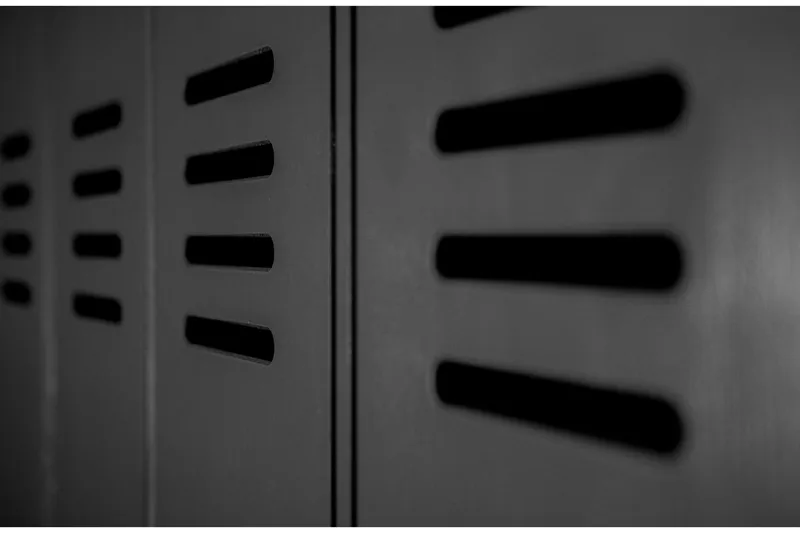 Säilytyskaappi Irnerius 40x103 cm - Musta - Säilytys - Kaappi - Säilytyskaappi