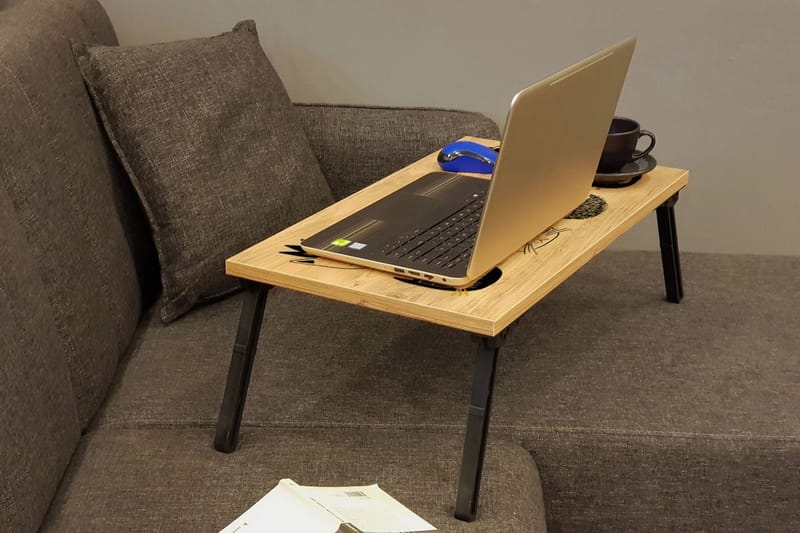 Läppäripöytä Godford 25 cm - Puu/Luonnonväri/Musta - Säilytys - Piensäilytys - Säilytysteline - Kannettavan tietokoneen teline