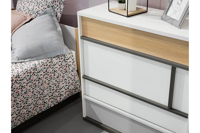 Metropolitan Bureau - Ruskea/Valkoinen/Vaaleanharmaa/Musta - Säilytys - Säilytyskalusteet - Lipasto