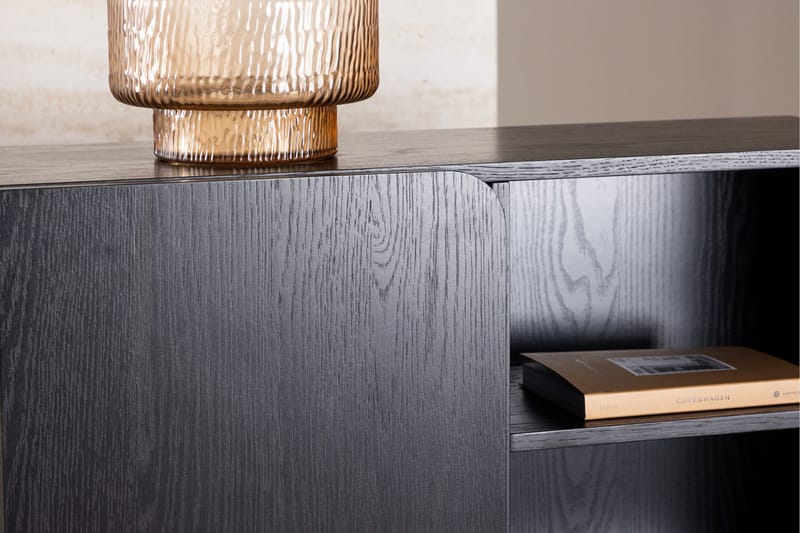 Senkit ja sivupöydät VIND Tyresö-kaappi Musta - Säilytys - Säilytyskalusteet - Senkki