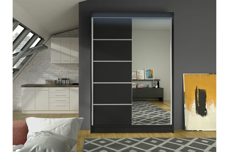 Liverpool Vaatekaappi Peilillä 120x200 cm - Musta - Säilytys - Vaatesäilytys - Vaatekaappi