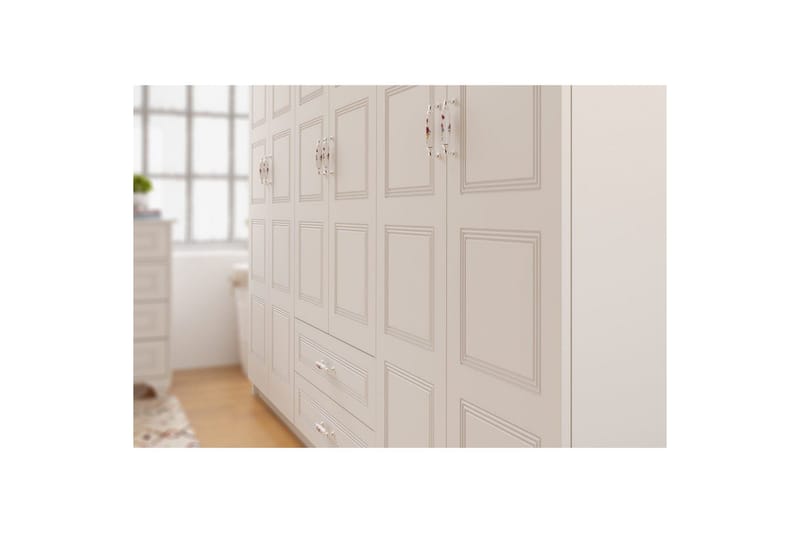 Travric Vaatekaappi 210x180 cm - Matta Valkoinen - Säilytys - Vaatesäilytys - Vaatekaappi