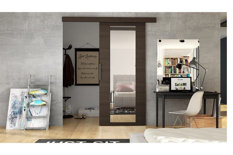 Elverum Liukuovi - Ruskea - Säilytys - Vaatesäilytys - Vaatekaappi - Vaatekaapin ovi - Vaatekaapin liukuovi