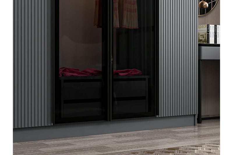 Vaatekaappi Cambrian 315 cm - Antrasiitti - Säilytys - Vaatesäilytys - Vaatekaappi