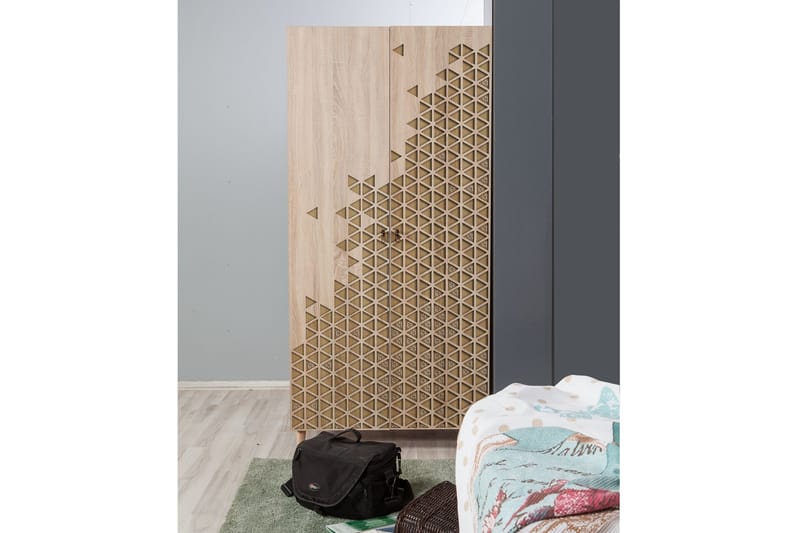 Vaatekaappi Dirk Koriste - Vaaleanruskea - Säilytys - Vaatesäilytys - Vaatekaappi