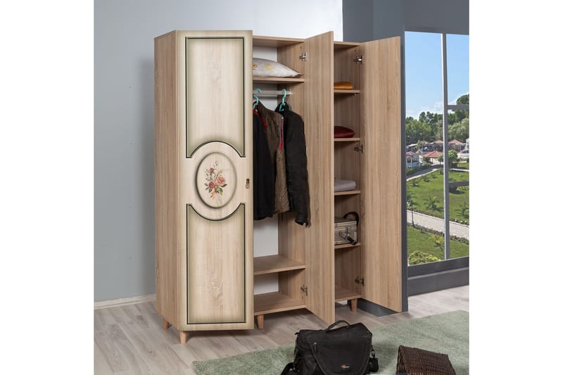 Vaatekaappi Gillberga 135 cm - Ruskea - Säilytys - Vaatesäilytys - Vaatekaappi