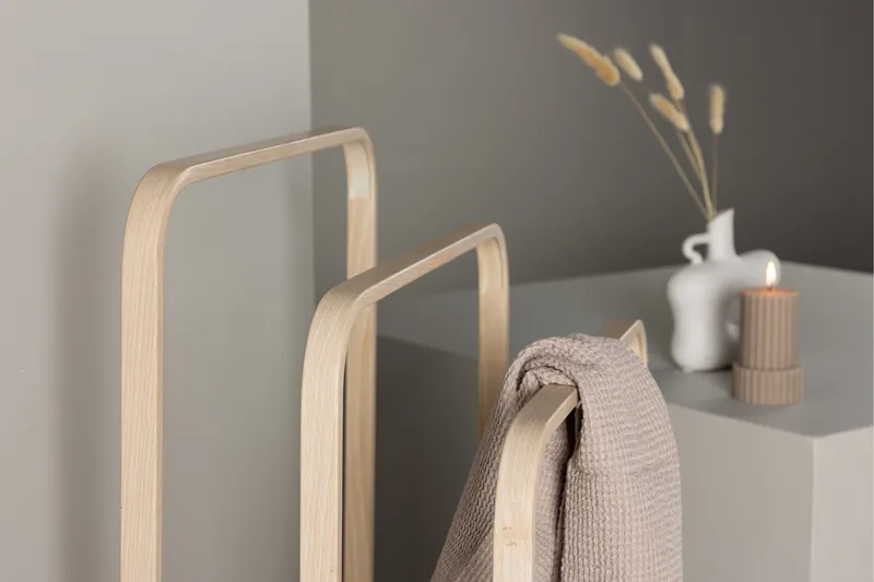 Drammen Vaatetanko - Valkoinen - Säilytys - Vaatesäilytys - Vaatenaulakko - Koukkunaulakot