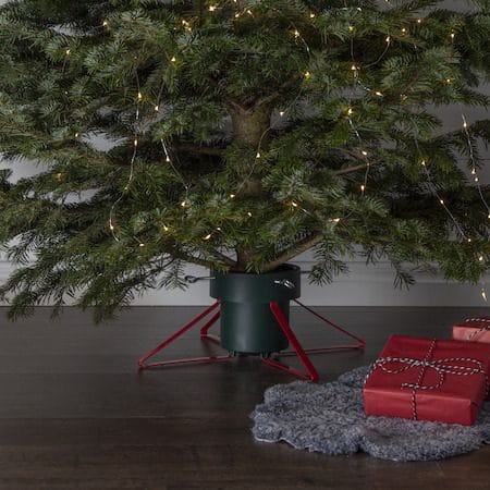 Granig-joulukuusenjalka 57 cm - vihreä/punainen - Sisustustuotteet - Joulukoristeet & juhlakoristeet - Joulukoristeet - Joulukuusen jalka