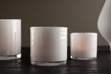 Glora Lyhty 10x10 cm - Valkoinen - Sisustustuotteet - Kynttilä & tuoksut - Kynttilänjalat & lyhdyt