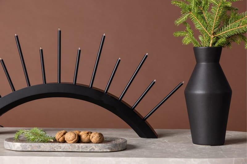 Kettilsås Ljusstake Venture Home Black - Sisustustuotteet - Kynttilä & tuoksut - Kynttilänjalat & lyhdyt