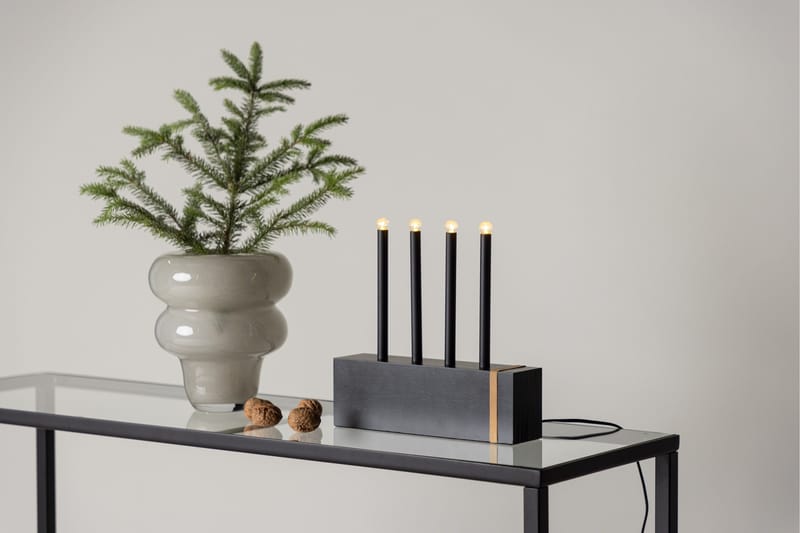 Pöytäkynttilänjalat ja kandelaberit Venture Home Fjällberget-kynttilänjalka Black - Sisustustuotteet - Kynttilä & tuoksut - Kynttilänjalat & lyhdyt