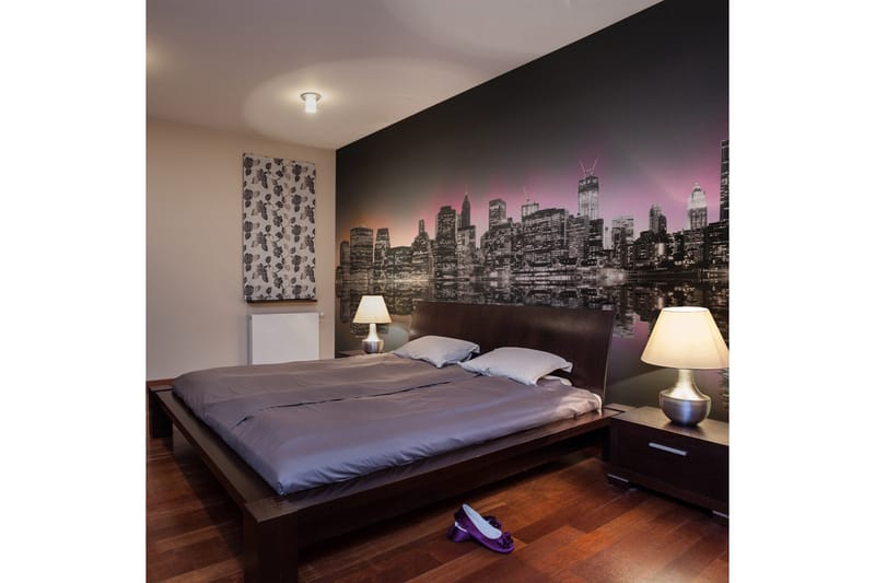 Valokuvatapetti Colorful Glow Over NYC 400x309 - Artgeist sp. z o. o. - Sisustustuotteet - Seinäkoristeet - Tapetit - Valokuvatapetit