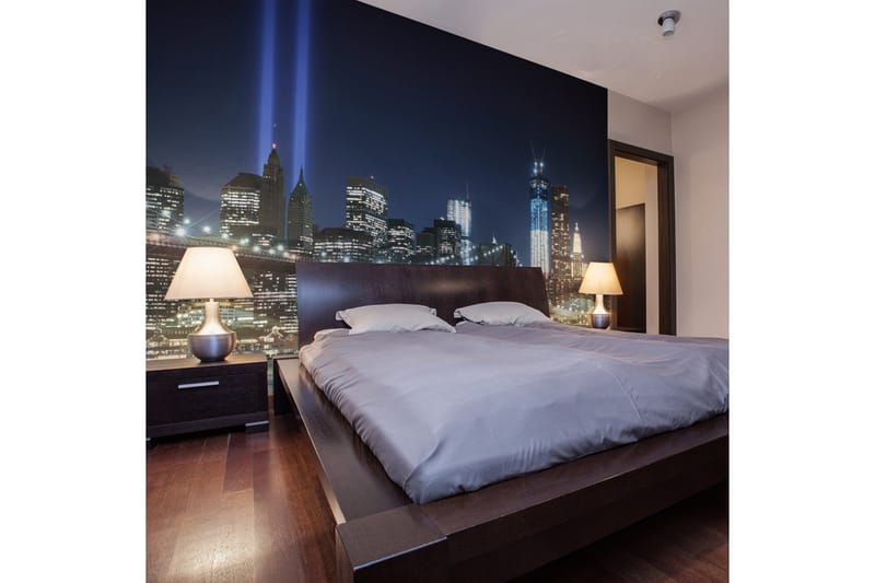 Valokuvatapetti Floodlights Over NYC 450x270 - Artgeist sp. z o. o. - Sisustustuotteet - Seinäkoristeet - Tapetit - Valokuvatapetit