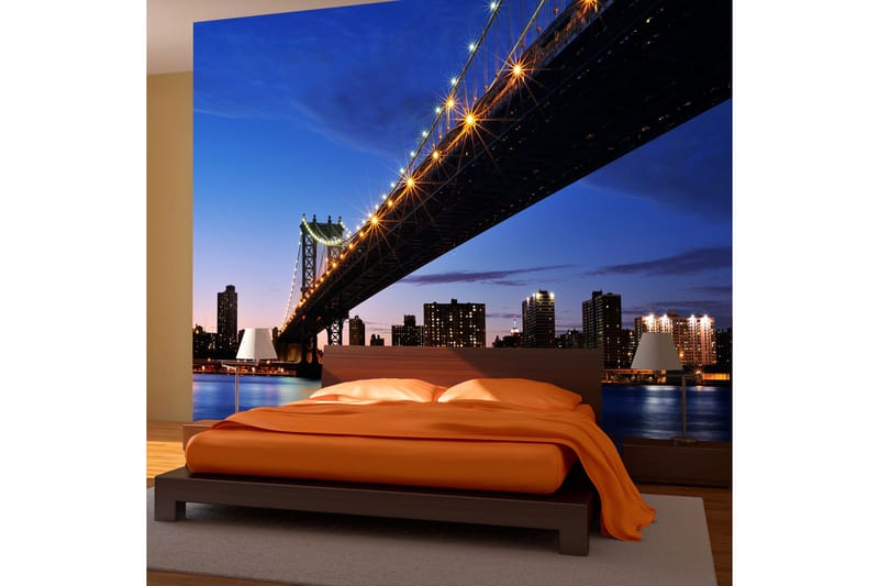 Valokuvatapetti Manhattan Bridge öinen valaistus 250x193 - Artgeist sp. z o. o. - Sisustustuotteet - Seinäkoristeet - Tapetit - Valokuvatapetit