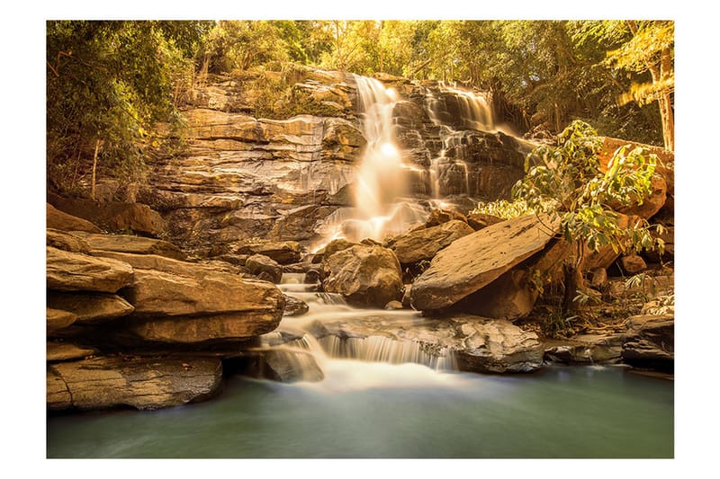 Valokuvatapetti Sunny Waterfall 100x70 - Artgeist sp. z o. o. - Sisustustuotteet - Seinäkoristeet - Tapetit - Valokuvatapetit