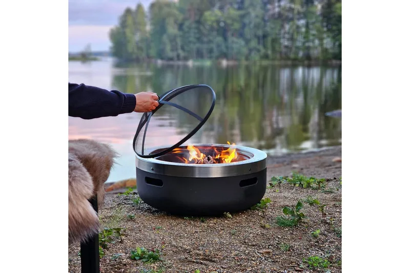 Tulisija Mustang Burbank - Musta||Hopea - Sisustustuotteet - Sisustustakka & kamiina - Ulkotilan tulisija & kotakeittiö