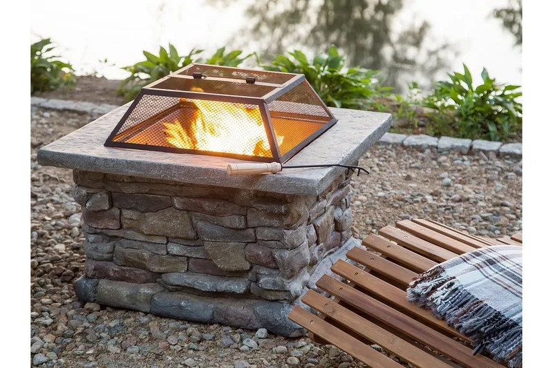 Takka Kelud 73x72x47 cm - Sisustustuotteet - Sisustustakka & kamiina - Ulkotilan tulisija & kotakeittiö